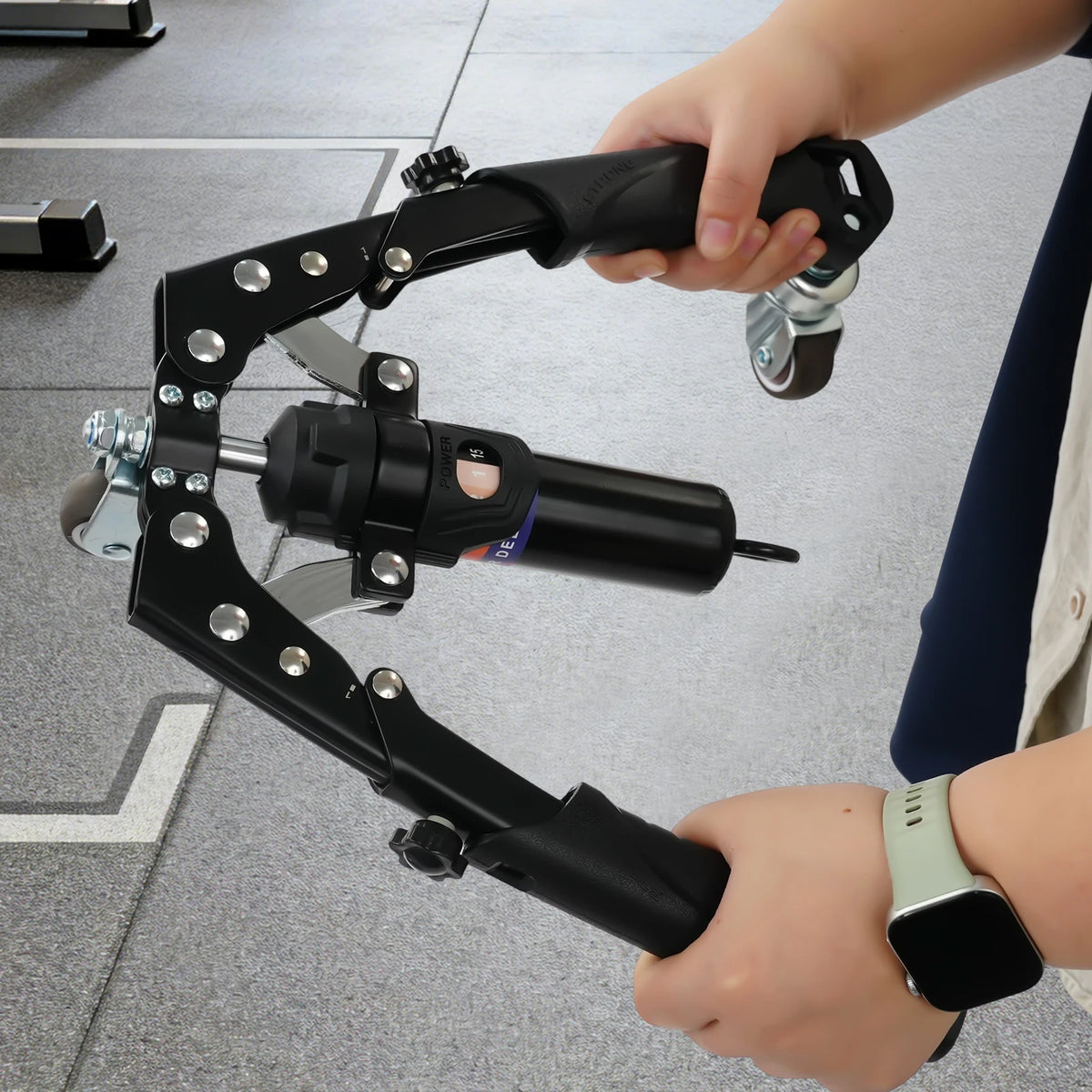 Hydraulic Power Twister Spin Button Manual Spin Button Resistance Trainer Forearm Workout Equipment with Adjustable 22–440 lbs